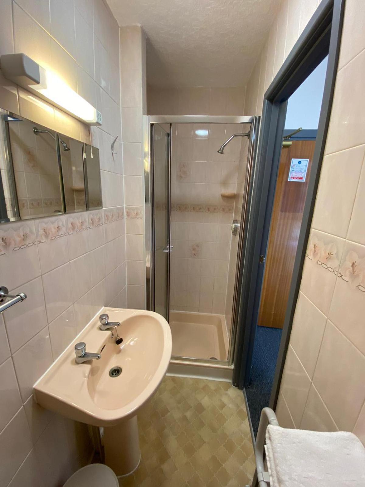 Alumhurst Hotel Blackpool Room photo